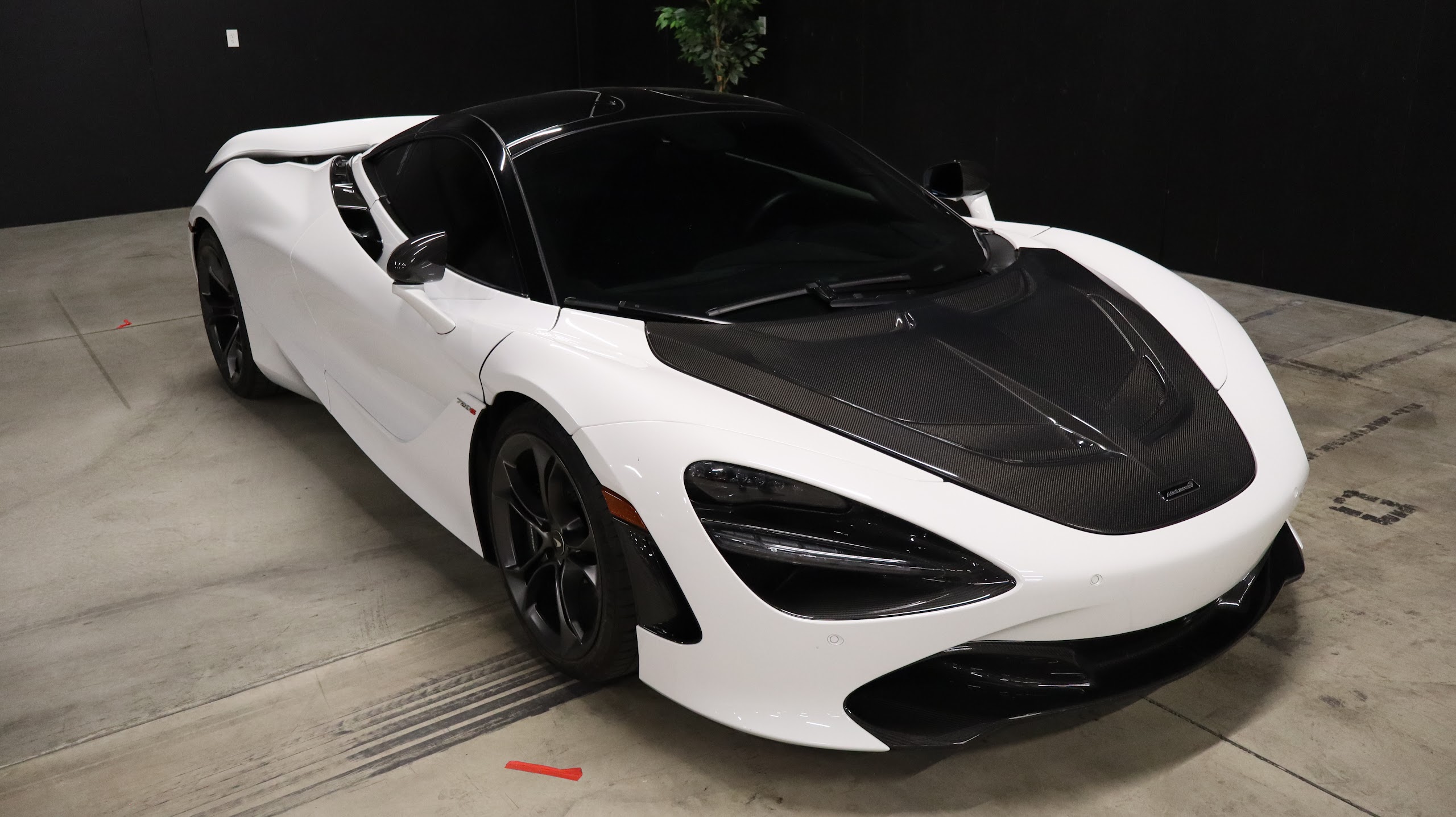2019 Mclaren 720S Coupe 2D