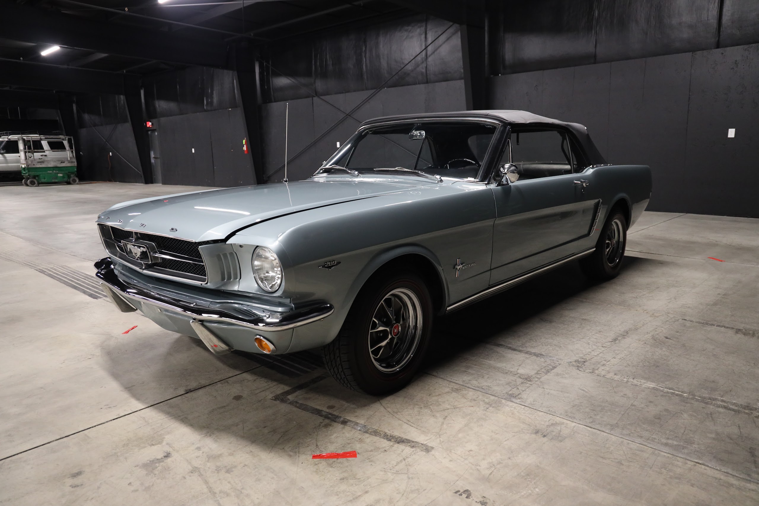 1965 Ford Mustang — photo 3