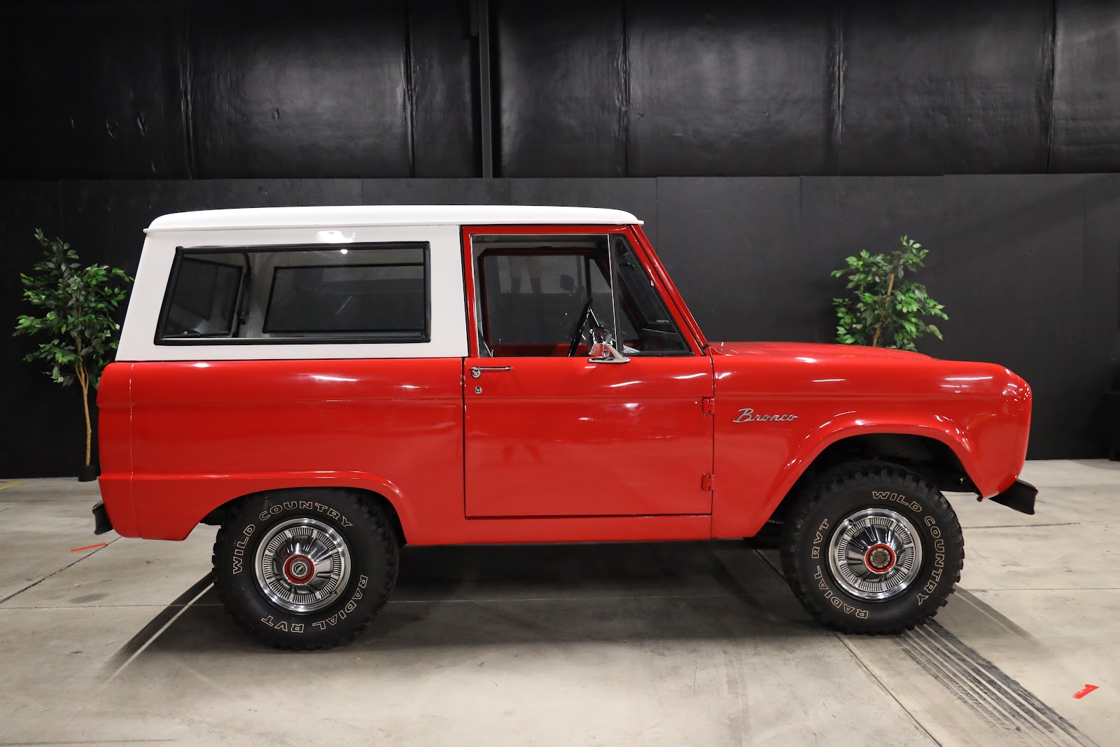 1966 Ford Bronco Base — photo 2