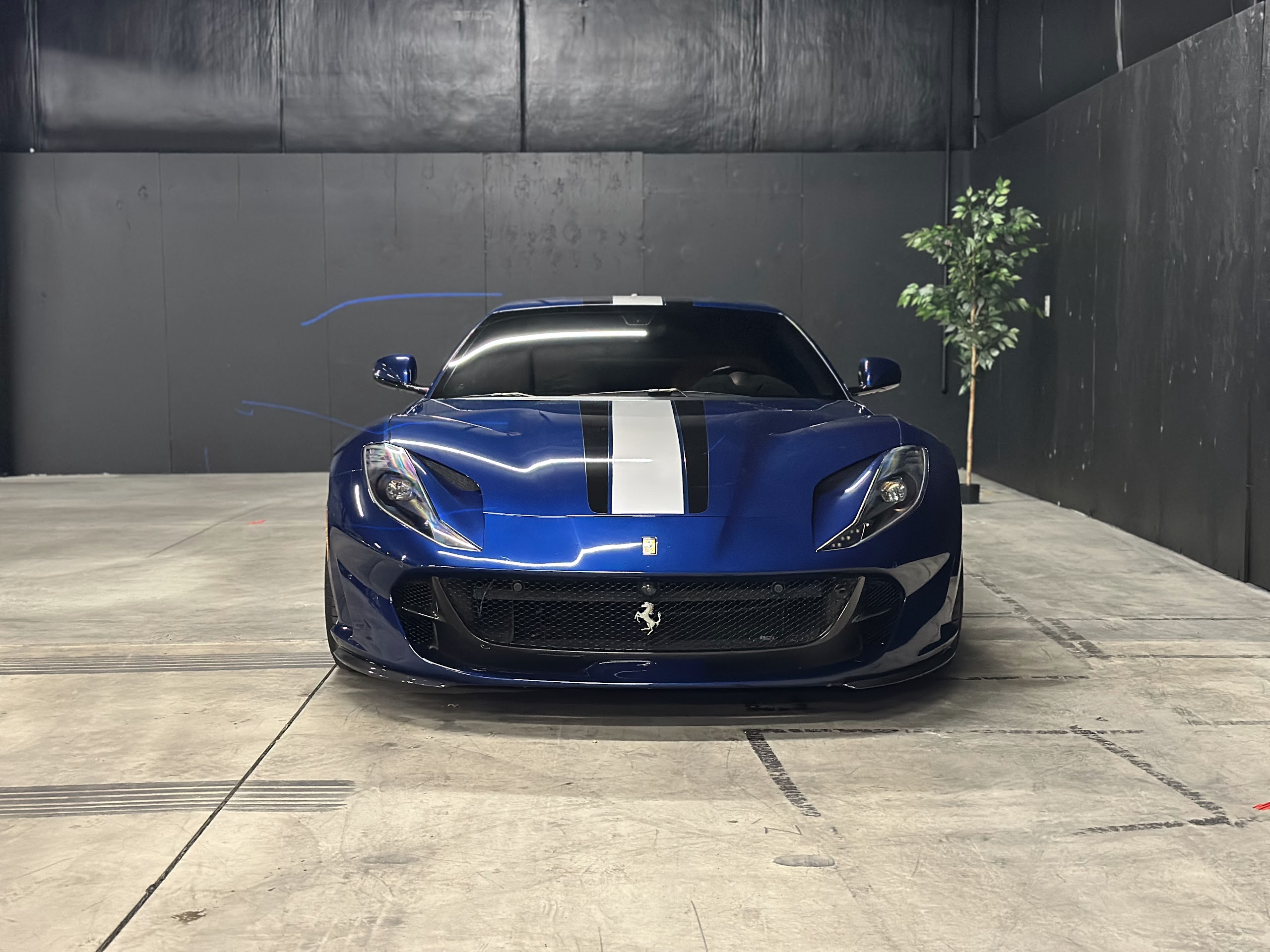 2018 Ferrari 812 Superfast — photo 2